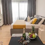 Alpha Apartment